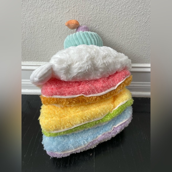 Gigglescape™ 13" Stackable Layer Cake Stuffed Animal - Picture 7 of 13